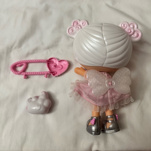 Lalaloopsy Breeze E. Sky Littles Doll with Pet Cloud - Picture 2 of 2